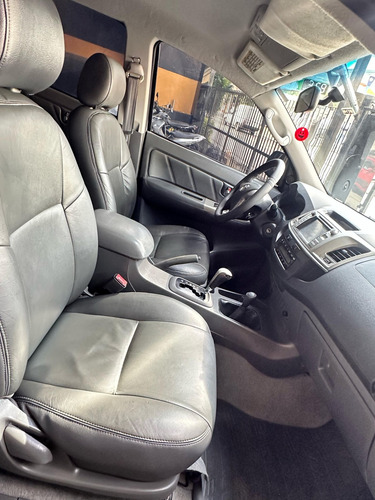 Toyota Hilux CD SRV D4-D 4x4 3.0 TDI Diesel Aut