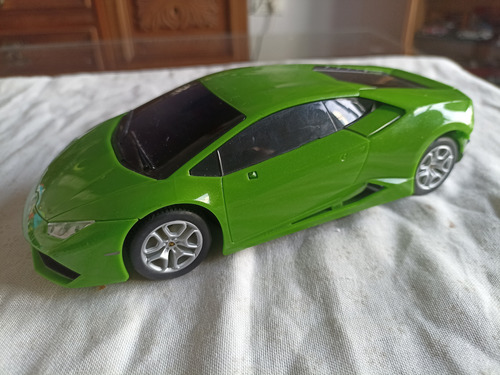 Lamborghini Huracán Coupe Racing 1/24 Plástico Verde (Usado)