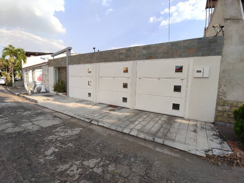 Imagen 8 de 12 de Comoda Casa En Urb Los Overos Norte 04146878567