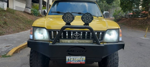 Imagen 2 de 8 de Toyota Meru