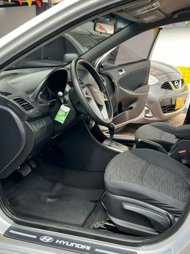 Hyundai Accent 1.3 Gl 5 p