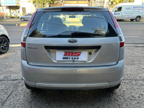 Ford Fiesta 1.6 Ambiente Mp3