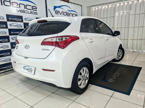 Imagem 5 de 10 de Hb20 C. C.plus C.style 1.6 Flex 16v Mec.