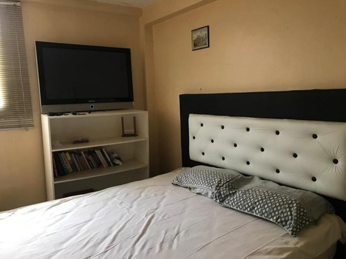 Imagen 6 de 8 de Apartamento En El Valle. Rg