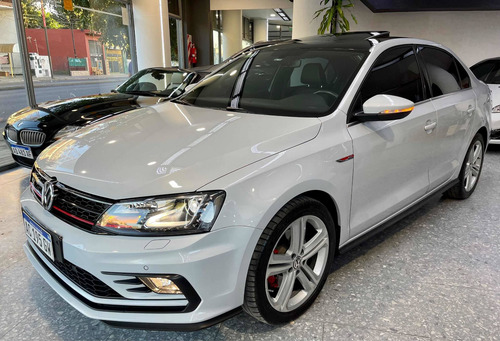 Volkswagen Vento 2.0 Gli App Connect + Vw 2018 Usados Vento