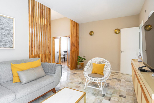 Casa 2/3 Dorm + Jardin + Pileta + Patio En Venta