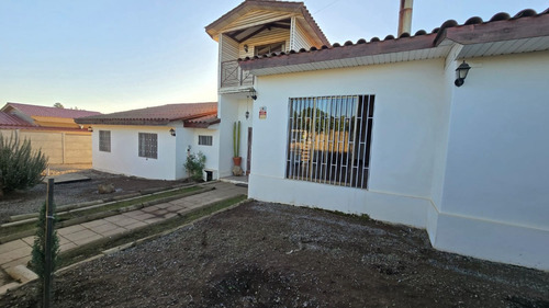 Broker Los Pinos 4d-4b-estacionamientos- Patio Casa En Arri
