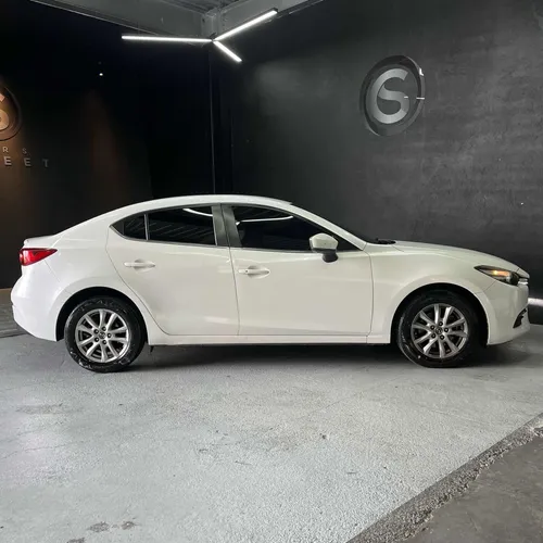 Mazda 3 2.0 Touring At