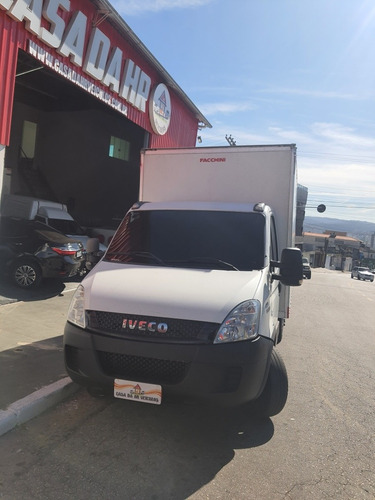 Imagem 3 de 15 de Iveco Daily 35s14