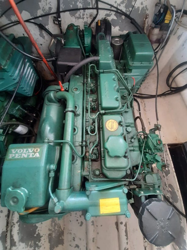 Imagem 13 de 14 de Intermarine Cigarrete 36 Volvo Aqad 41 2x200hp 1989. Caiera