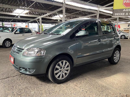 Volkswagen Fox 1.0 Mi 8v Total Flex 4p