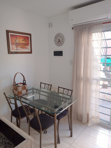 Vendo Hermosa Casa Ph En Ramos Mejia, Zona Residenc