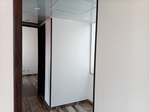 Imagen 9 de 14 de Arriendo Apartamento En Madrid