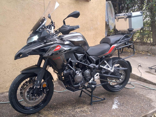 Imagen 10 de 15 de Benelli Trk 502x