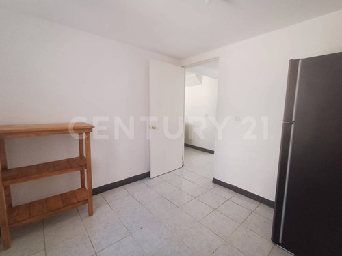 Casa Amueblada En Renta En Arrayanes San Juan Del Río, Qro.