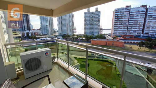 Imagen 3 de 14 de Apartamento En Punta Del Este (playa Brava) Ref. 4386