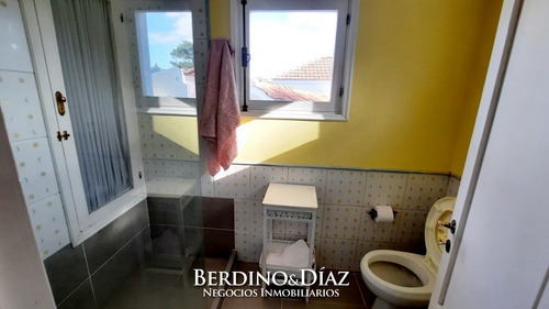 Espectacular Residencia En La Barra Con Vista Al Mar- Ref: 851