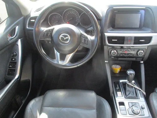 Mazda CX-5 TOURING 4X2 2000CC AT AA