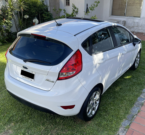 Ford Fiesta Kinetic 1.6 Titanium 120cv