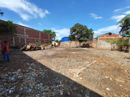 Lote En Arriendo En La Insula. Cod A25720