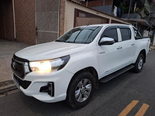 Toyota Hilux 2.8 Std Power Pack Cab. Dupla 4x4 Tdi 4p