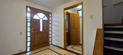 Casa En Arriendo/venta En Cerros De Niza. Cod A15361