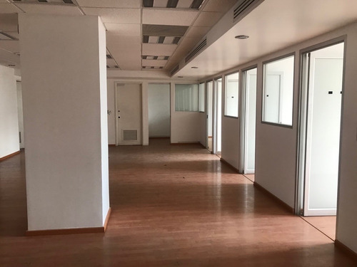 Imagen 7 de 12 de Oficinas Polanco Metro Polanco