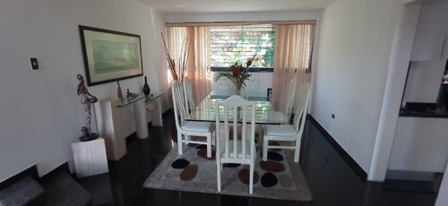 Imagen 15 de 30 de Liliana Martinez Remax Vende Casa En La Urbanizacion Altos De Guataparo Cd 10185