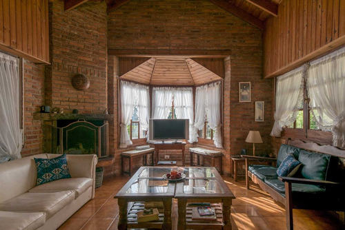 Imagen 3 de 14 de Magnifica Casa En Pinamar A 3 Cuadras De La Playa En Alquiler O Venta.