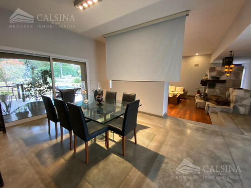 Casa En Venta Lomas De La Carolina