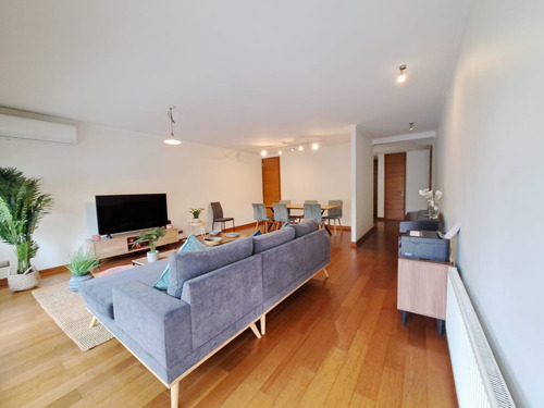 Arriendo. 3 Dormitorios | 1 Estar | 3 Baños | Pieza Servicio