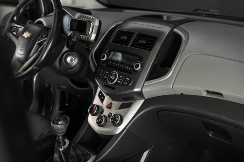Imagen 19 de 25 de Chevrolet Sonic Ltz - Motorland Permuto / Financio