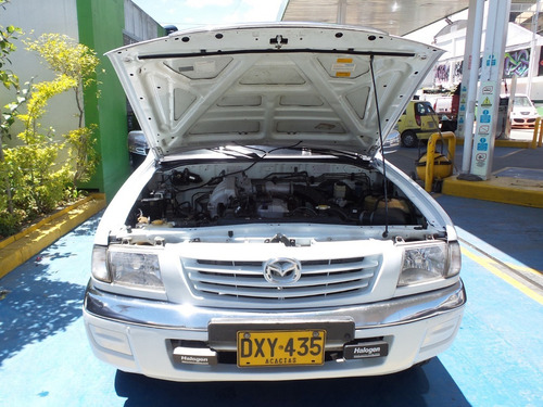 Mazda B2600