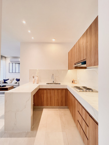 Departamento En Renta En Merida, Temozon Norte. 2 Habitaciones Y Amueblado