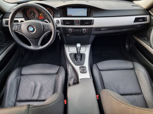 Imagen 6 de 16 de Bmw 330i Executive Steptronic