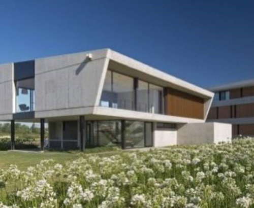 Imagen 12 de 14 de Planta Baja Al Rio Con Jardín En Venta En El Yacht, Nordelta, Tigre
