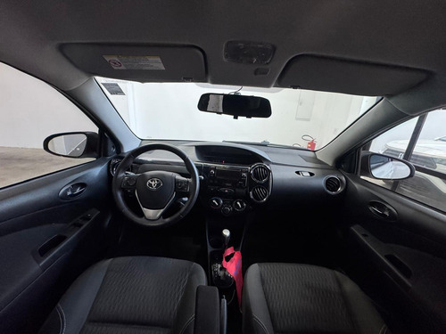 Toyota Etios 1.5 XS 16V FLEX 4P AUTOMÁTICO