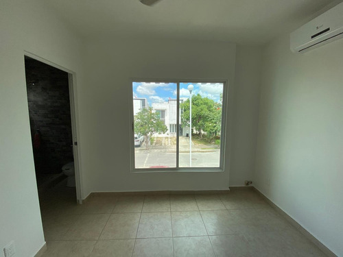 Imagen 2 de 5 de Se Vende Casa En Residencial Villa Maya