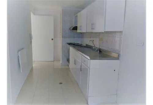 Apartamento Primer Piso En Simón Bolivar