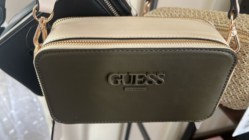 Guess Bolso Bandolera Con Bloques De Color Lewistown