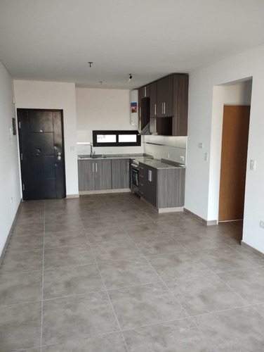 Imagen 4 de 13 de Venta - Departamento 2 Ambientes Con Terraza Privada - Monte Grande