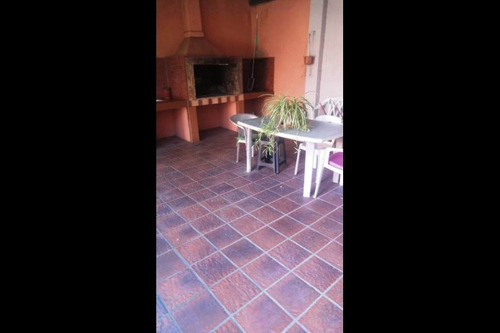 Casa En Venta En El Palomar