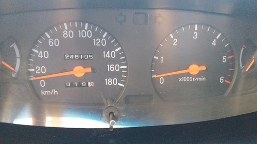 Mitsubishi L200 2001 2.5 Gl D/cab 4x4 I Aa