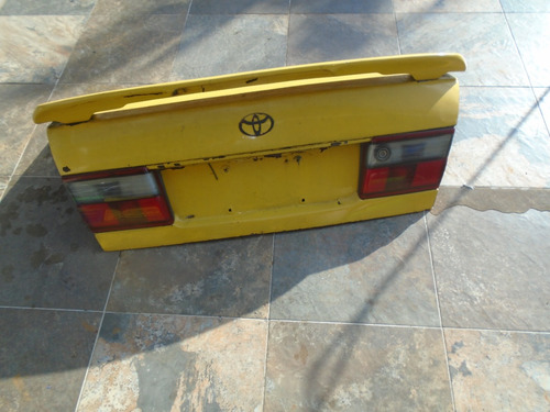 Vendo Tapa De Maletero De Toyota Corona Año 1997