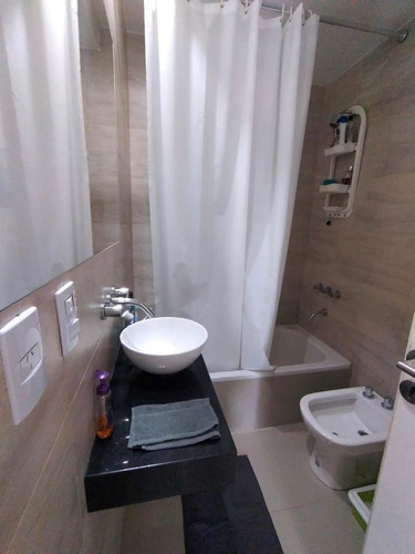 Imagen 13 de 18 de Dpto 2 Amb Con Cochera Piso Alto - Palermo Hollywood