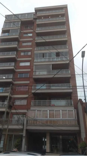 Departamento Pent House En Venta  - 3 Dormitorios 3 Baños  - 160mts2  - Lanús Este