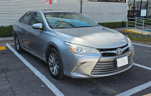 Toyota Camry 2.5 Xle At