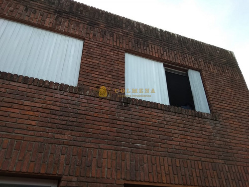 Casa De 5 Dormitorios Y Deposito. En Muy Buena Ubicacion Cerca De Roosevelt Y Sanatorio. Consulte!!!!!!!- Ref: 1863