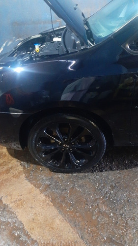 Kia Carens 2010 2.0 Ex 5p