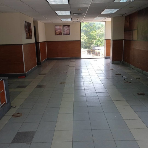 Imagen 7 de 12 de Local Comercial En Alquiler - Urb. Los Palos Grandes